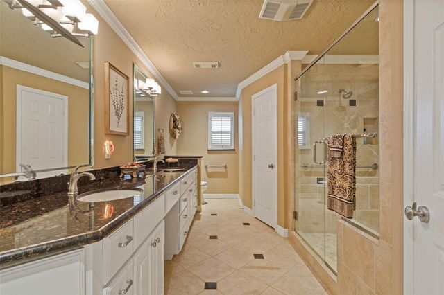 6002 Coral Ridge Road, Houston, TX 77069