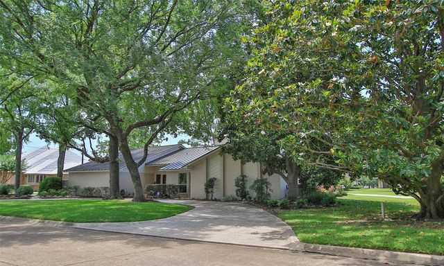 6002 Coral Ridge Road, Houston, TX 77069