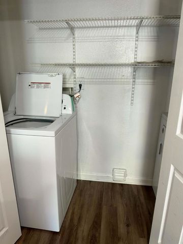 10952 Bexley Drive 952, Houston, TX 77099