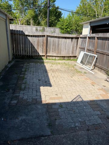 10952 Bexley Drive 952, Houston, TX 77099