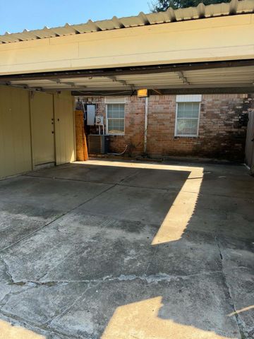 10952 Bexley Drive 952, Houston, TX 77099