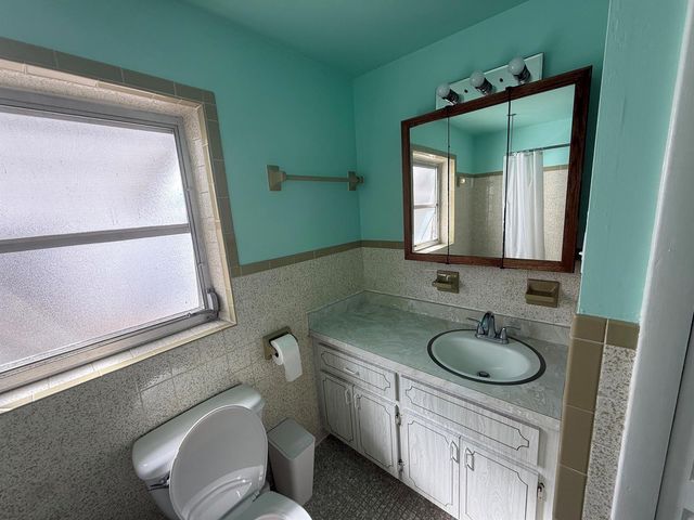 605 E Coast Avenue 2, Lantana, FL 33462