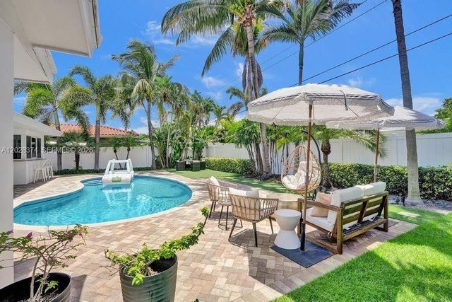 2080 NE 65th St, Fort Lauderdale, FL 33308