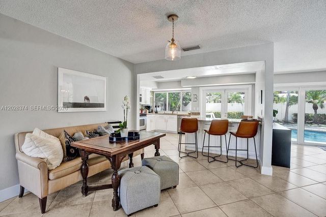 2080 NE 65th St, Fort Lauderdale, FL 33308