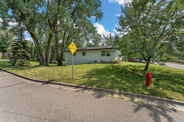231 Birchwood Drive N, Stillwater, MN 55082