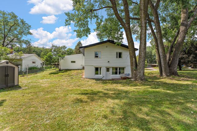 231 Birchwood Drive N, Stillwater, MN 55082