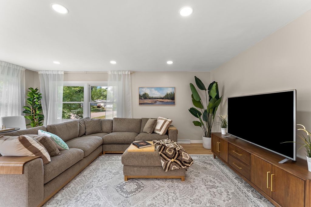 231 Birchwood Drive N, Stillwater, MN 55082 — photo 5