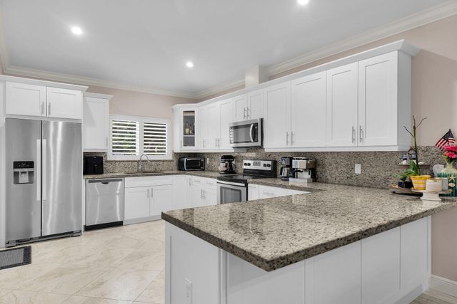 16 Jewfish Avenue, Key Largo, FL 33037