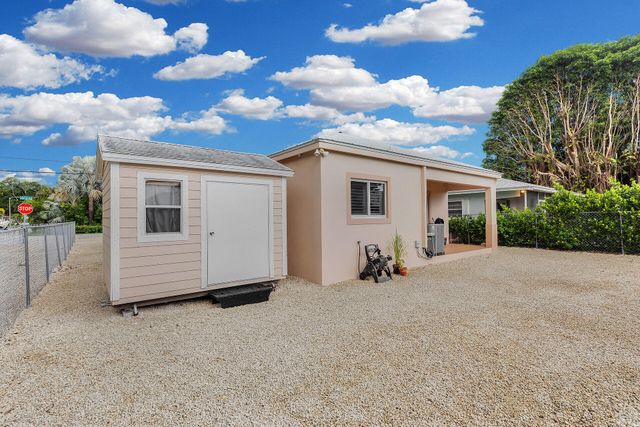 16 Jewfish Avenue, Key Largo, FL 33037