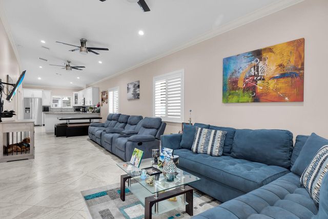 16 Jewfish Avenue, Key Largo, FL 33037