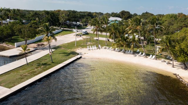 16 Jewfish Avenue, Key Largo, FL 33037