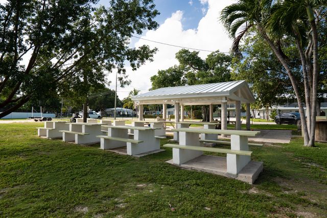 16 Jewfish Avenue, Key Largo, FL 33037