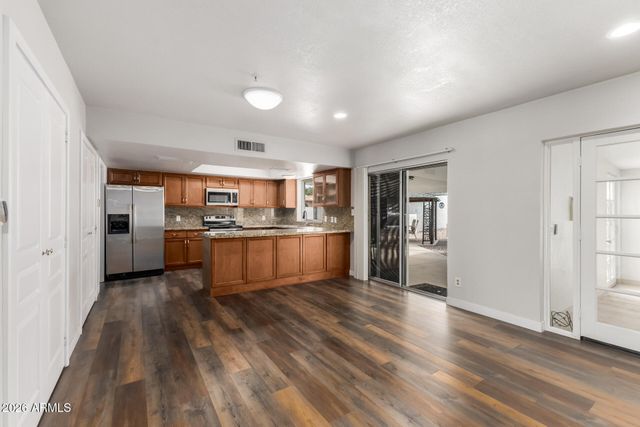 15014 N 20TH Street, Phoenix, AZ 85022