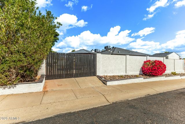 15014 N 20TH Street, Phoenix, AZ 85022