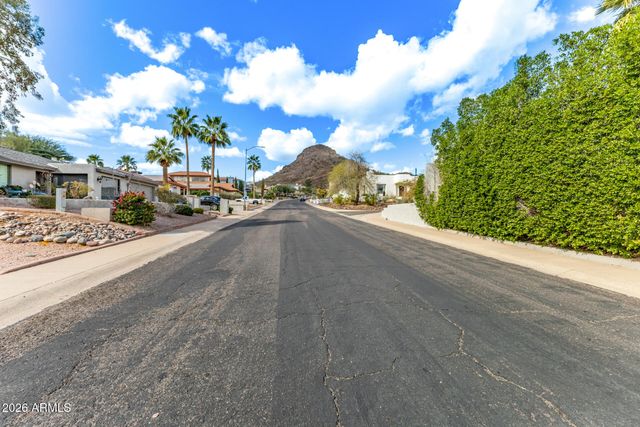 15014 N 20TH Street, Phoenix, AZ 85022