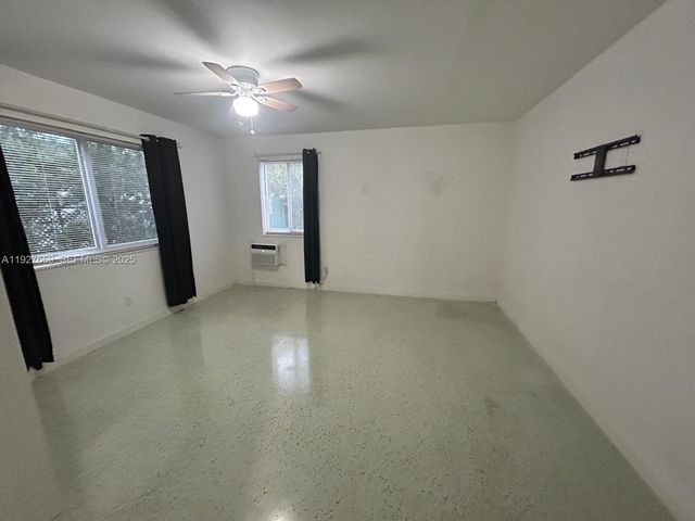 7430 Carlyle Ave 1, Miami Beach, FL 33141