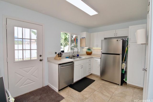 87-1118 Oheohe Street, Waianae, HI 96792