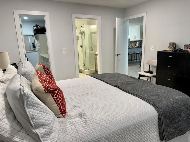 1360 NW 19th Terrace 202, Delray Beach, FL 33445