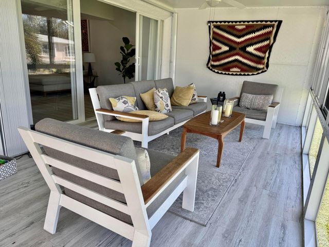 1360 NW 19th Terrace 202, Delray Beach, FL 33445