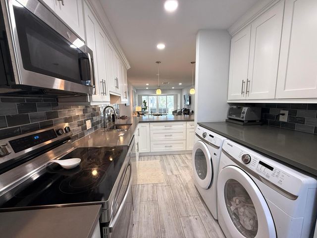 1360 NW 19th Terrace 202, Delray Beach, FL 33445