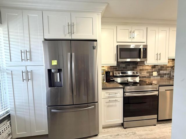 1360 NW 19th Terrace 202, Delray Beach, FL 33445