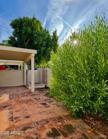 7240 N DREAMY DRAW Drive 114, Phoenix, AZ 85020