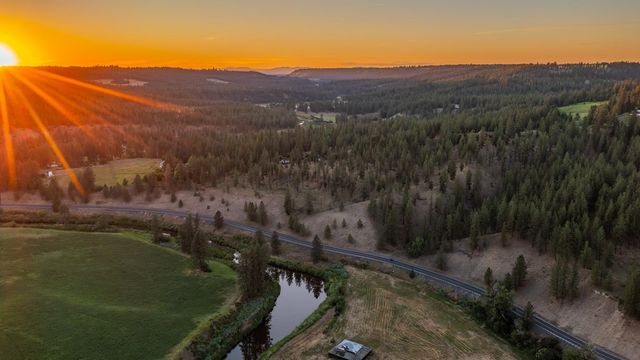 2020 E Pine Hill Ln, Spokane, WA 99224