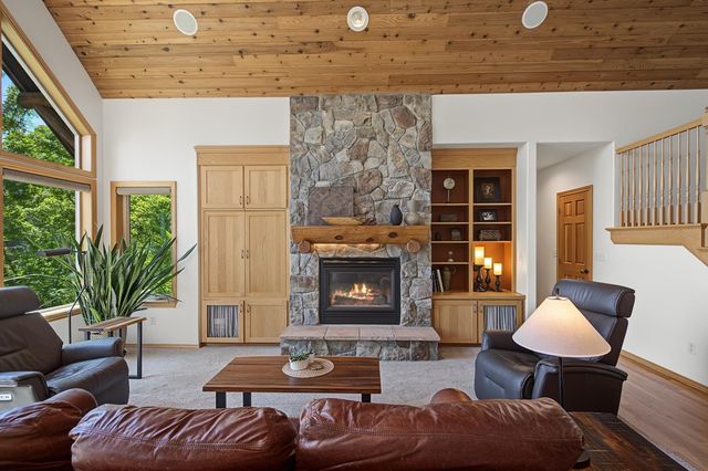 2020 E Pine Hill Ln, Spokane, WA 99224