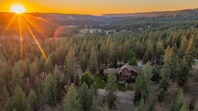 2020 E Pine Hill Ln, Spokane, WA 99224