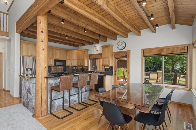 2020 E Pine Hill Ln, Spokane, WA 99224