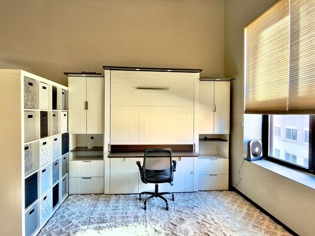 350 Saint Peter Street 413, Saint Paul, MN 55102