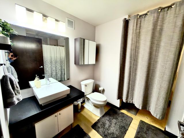 350 Saint Peter Street 413, Saint Paul, MN 55102