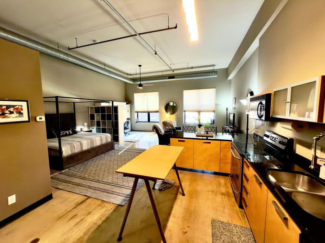 350 Saint Peter Street 413, Saint Paul, MN 55102