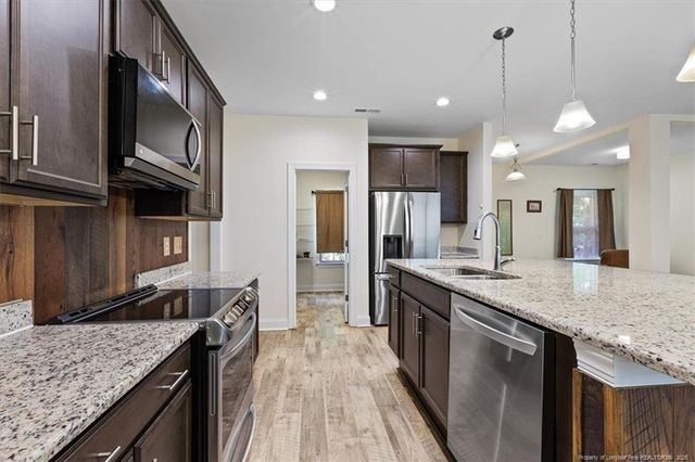 150 Horseshoe Hill Lane, Carthage, NC 28327