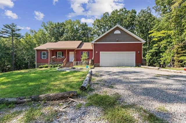 150 Horseshoe Hill Lane, Carthage, NC 28327