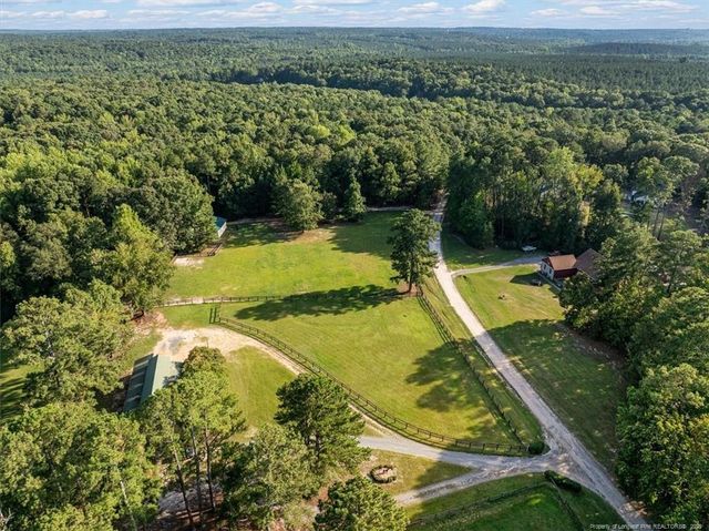 150 Horseshoe Hill Lane, Carthage, NC 28327