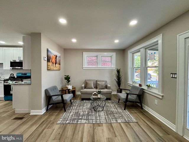 3211 N JEFFERSON ST, Wilmington, DE 19802