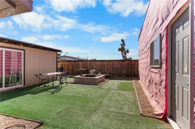 16011 Smoke Tree, Hesperia, CA 92345