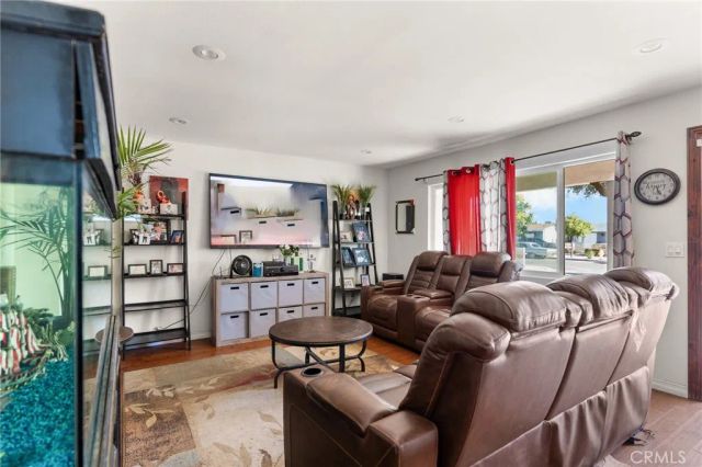 16011 Smoke Tree, Hesperia, CA 92345