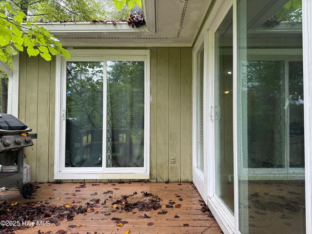 684 Wren Lane, Vass, NC 28394