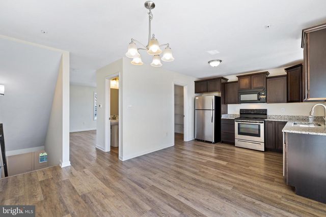 914 SETTING SUN LN, Chambersburg, PA 17201