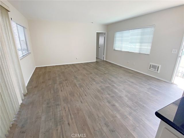 637 Manhattan Beach Boulevard, Manhattan Beach, CA 90266