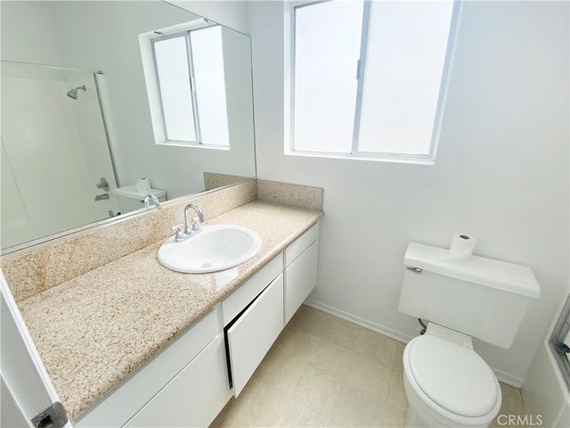 637 Manhattan Beach Boulevard, Manhattan Beach, CA 90266