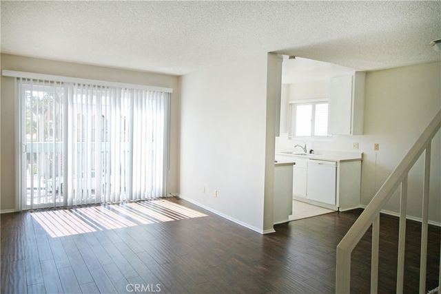 637 Manhattan Beach Boulevard, Manhattan Beach, CA 90266