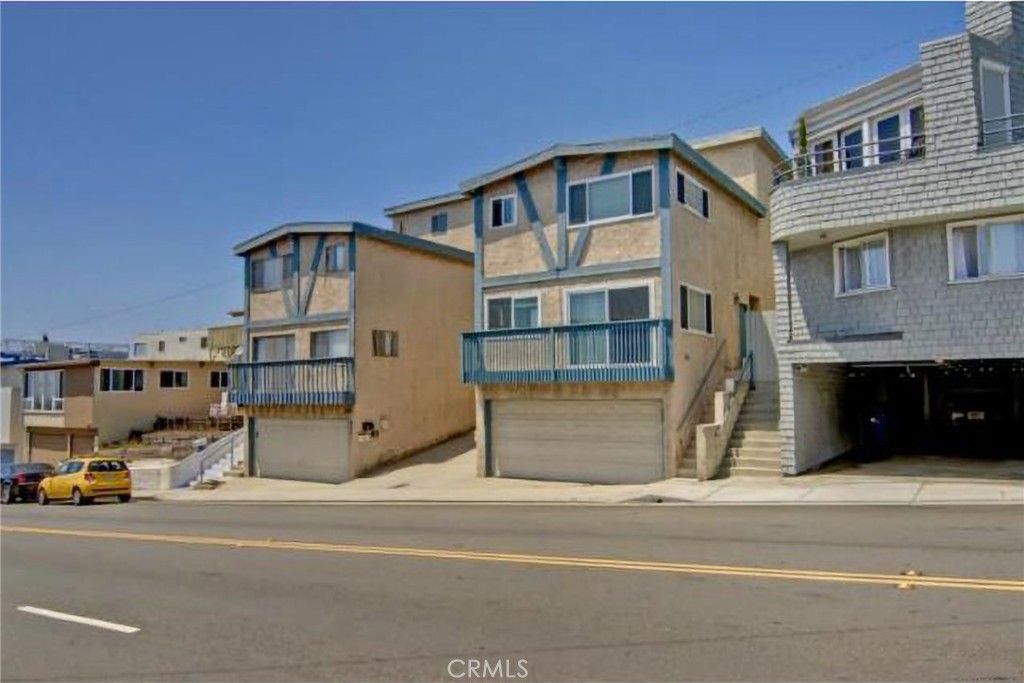 637 Manhattan Beach Boulevard, Manhattan Beach, CA 90266