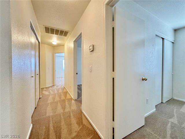 2048 Rose Coral Avenue, Las Vegas, NV 89106