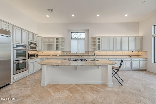 9990 E DESERT BEAUTY Drive, Scottsdale, AZ 85255
