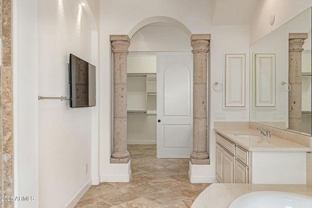 9990 E DESERT BEAUTY Drive, Scottsdale, AZ 85255