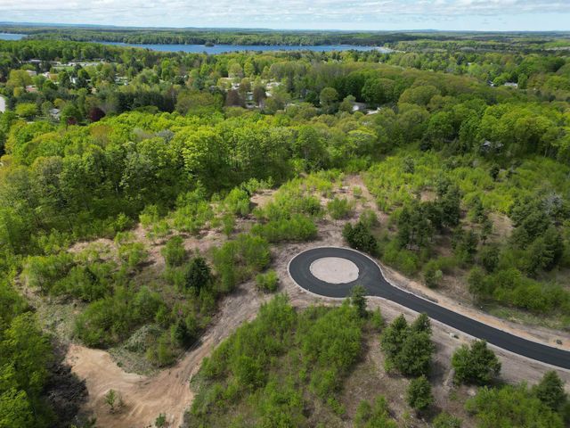 8753 Hemlock Hill Drive, Traverse City, MI 49685