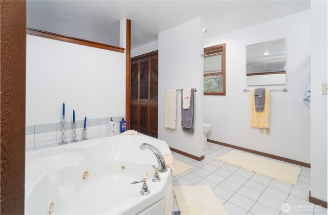 2102 Mark Street, Lacey, WA 98516